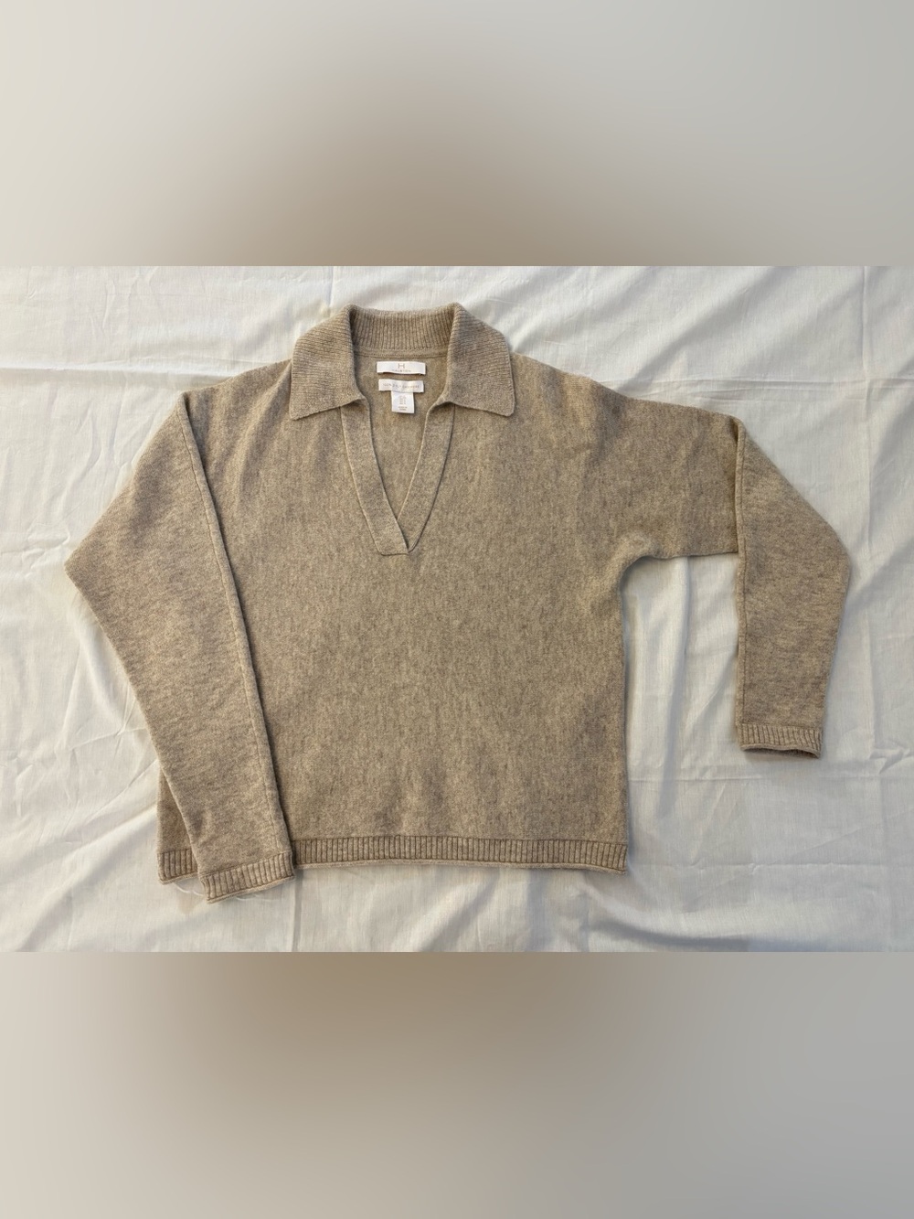 Halston 100% 2-ply cashmere sweater